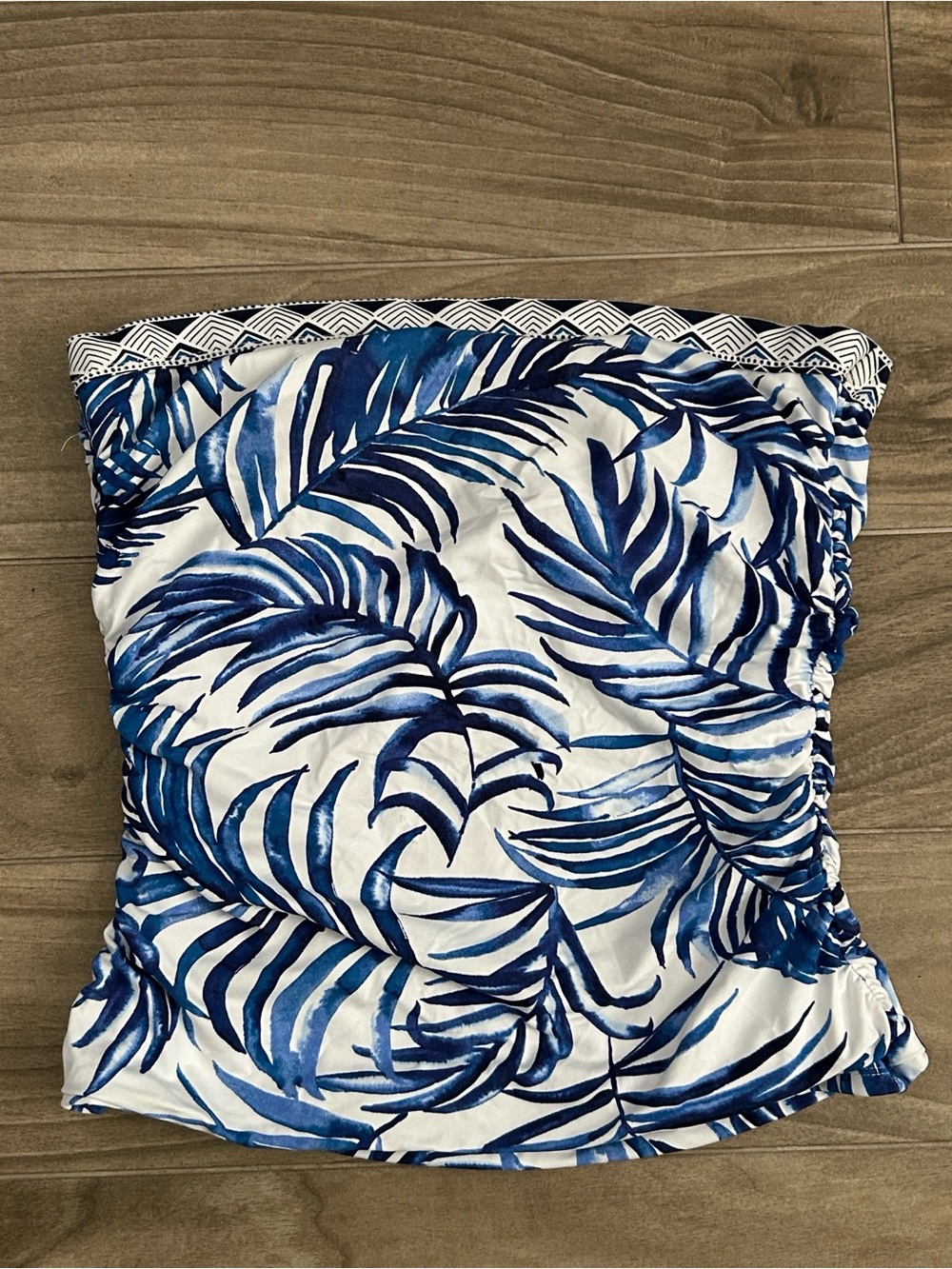Tommy Bahama Strapless Tropical Tankini | Size Large